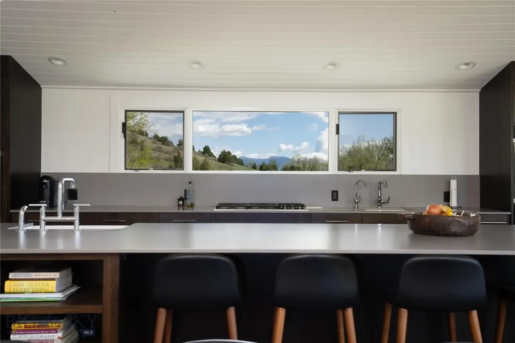 179 Montana Ranch Trail Road Gallatin Gateway MT 59730