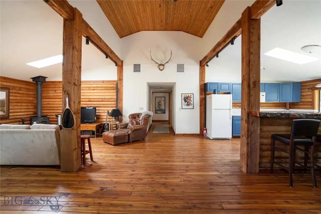 179 Montana Ranch Trail Road Gallatin Gateway MT 59730