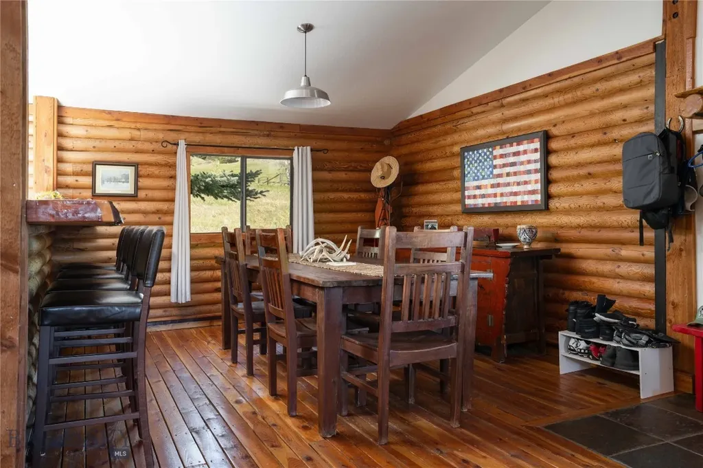 179 Montana Ranch Trail Road Gallatin Gateway MT 59730