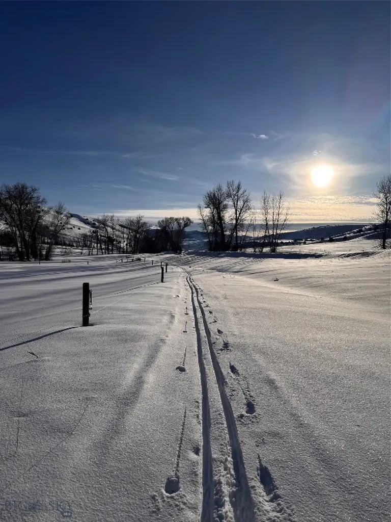 179 Montana Ranch Trail Road Gallatin Gateway MT 59730