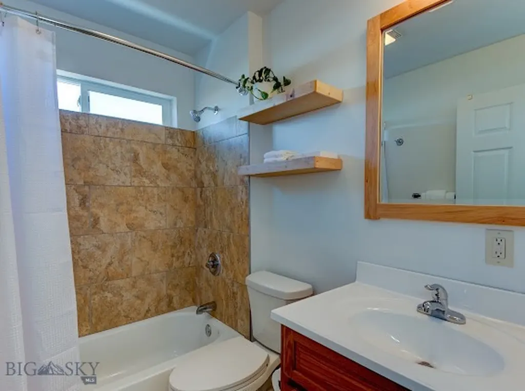305 Lathrop Street W Clyde Park MT 59018