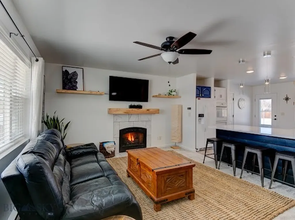 305 Lathrop Street W Clyde Park MT 59018