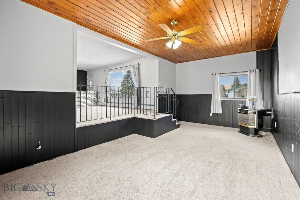 2422 Argyle Butte MT 59701