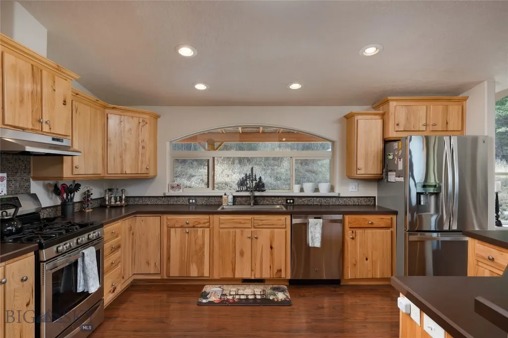 1 Seven Point Road Livingston MT 59047