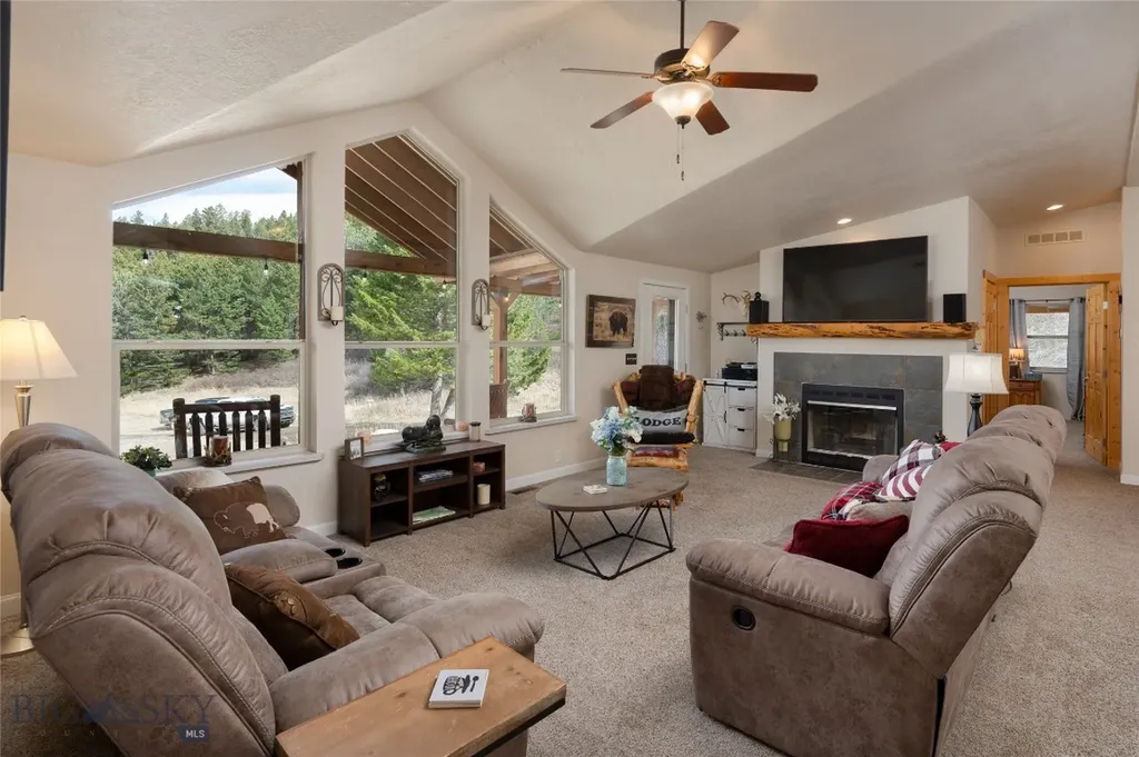 1 Seven Point Road Livingston MT 59047