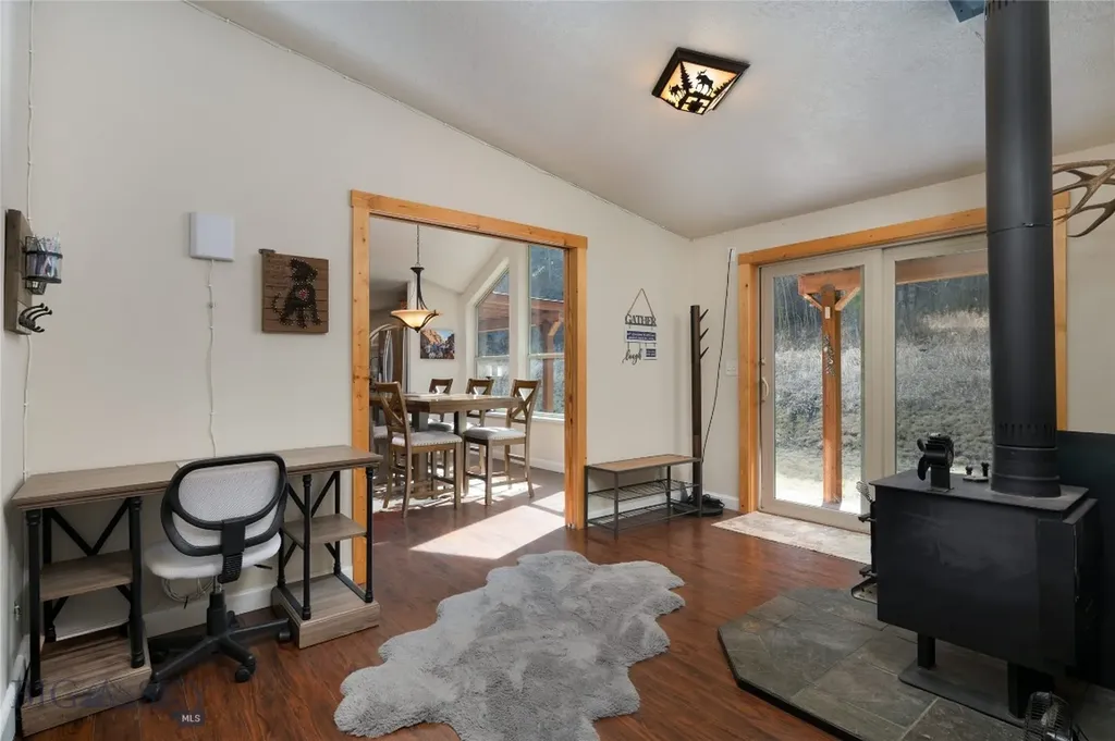 1 Seven Point Road Livingston MT 59047