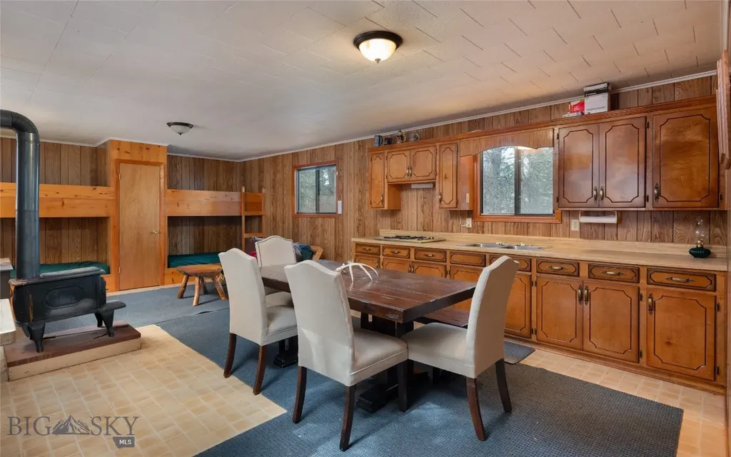 1 Seven Point Road Livingston MT 59047