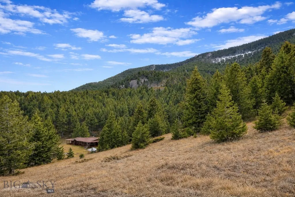 1 Seven Point Road Livingston MT 59047