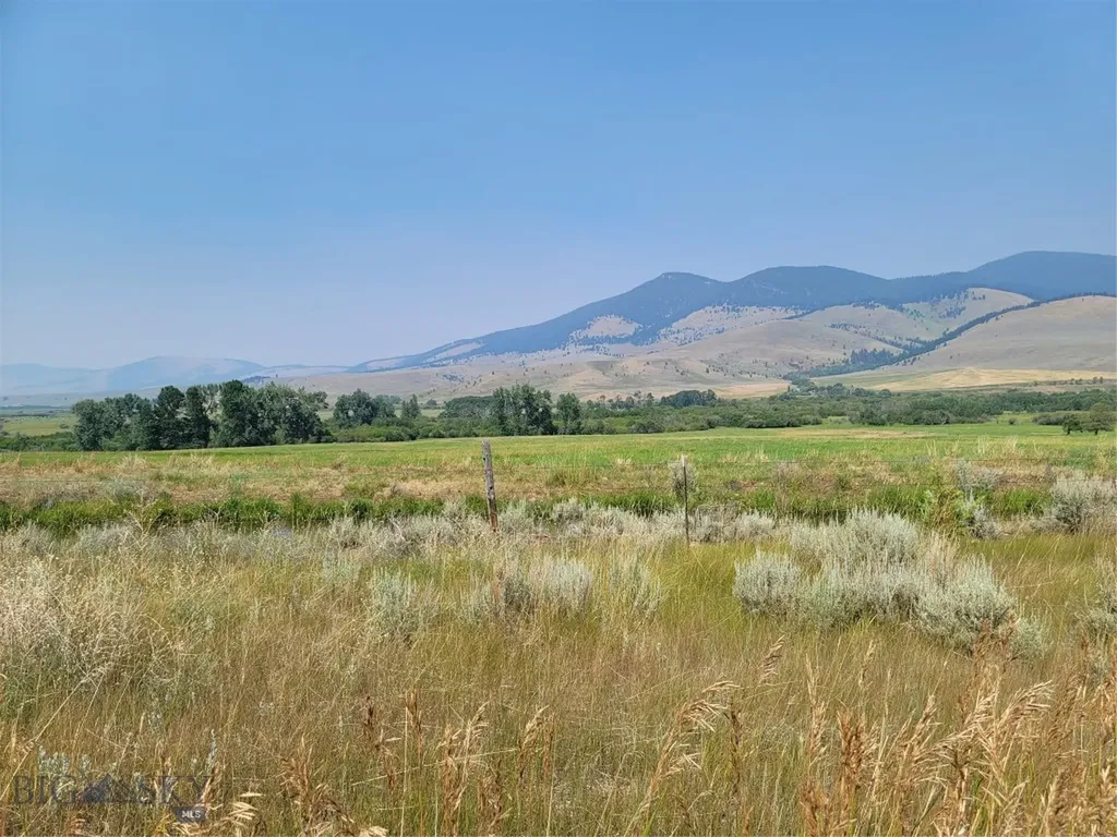 2A School House Meadow Helmville MT 59843