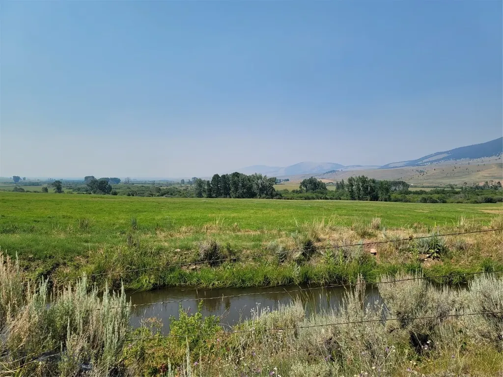 2A School House Meadow Helmville MT 59843