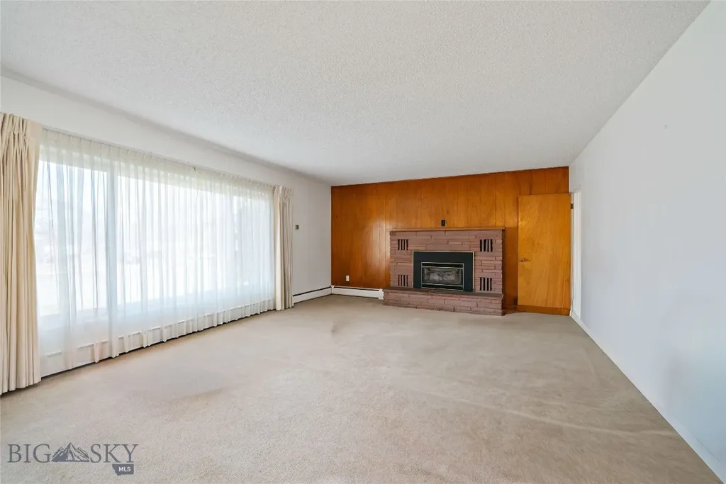 212 N Broadway Street Belgrade MT 59714