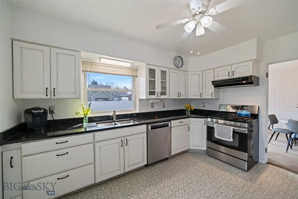 212 N Broadway Street Belgrade MT 59714