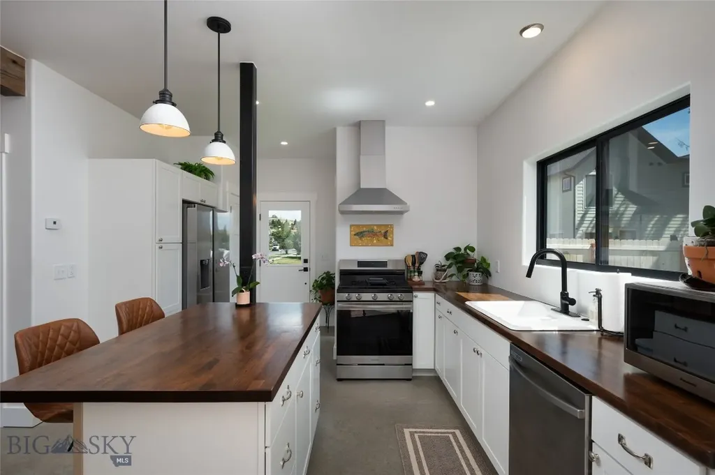 805 W Summit Street Livingston MT 59047