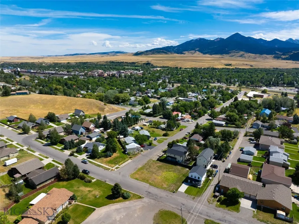 805 W Summit Street Livingston MT 59047