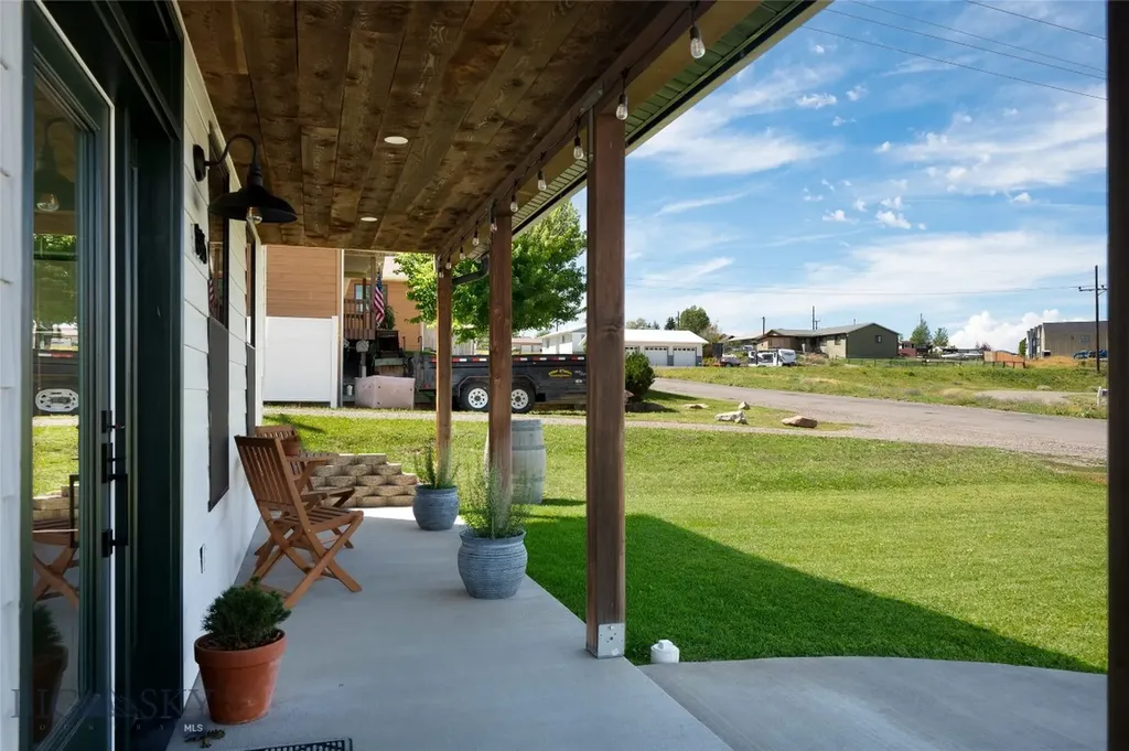 805 W Summit Street Livingston MT 59047