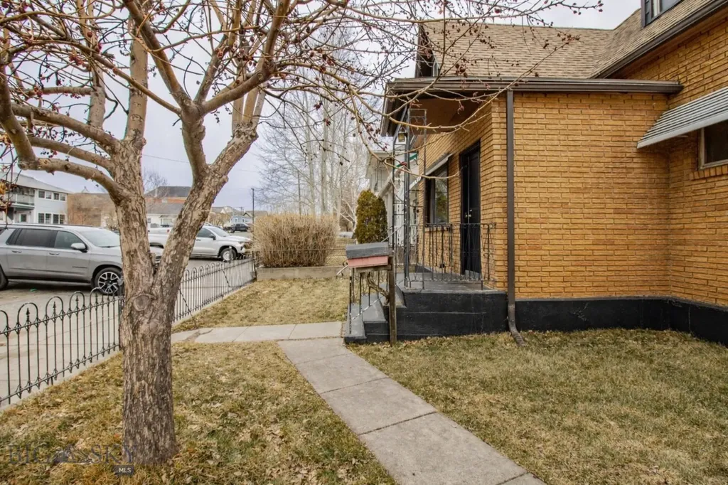 1044 S Wyoming Street Butte MT 59701