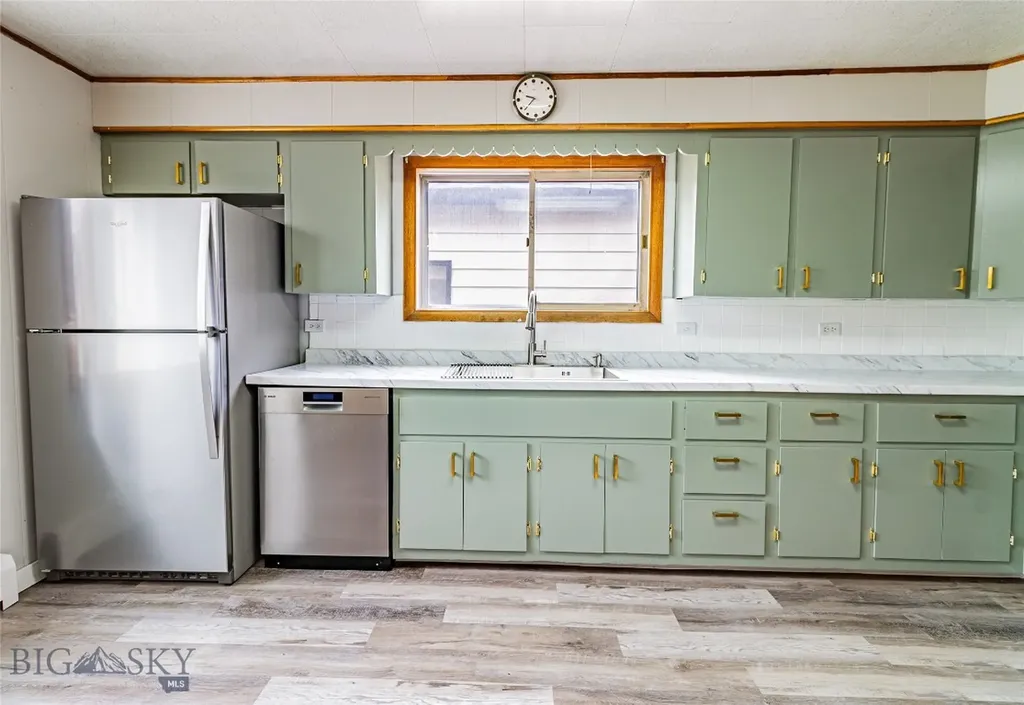 1044 S Wyoming Street Butte MT 59701