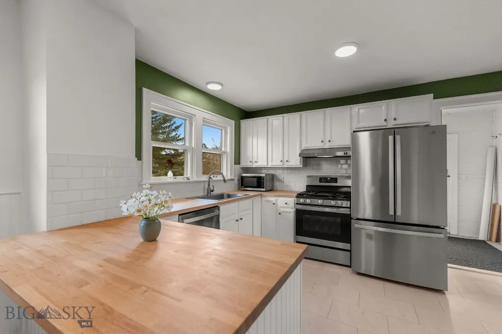 209 Bozeman Street Gallatin Gateway MT 59730