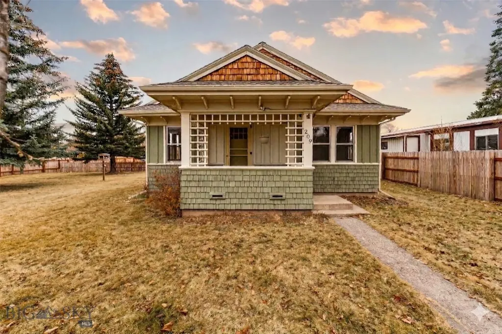 209 Bozeman Street Gallatin Gateway MT 59730