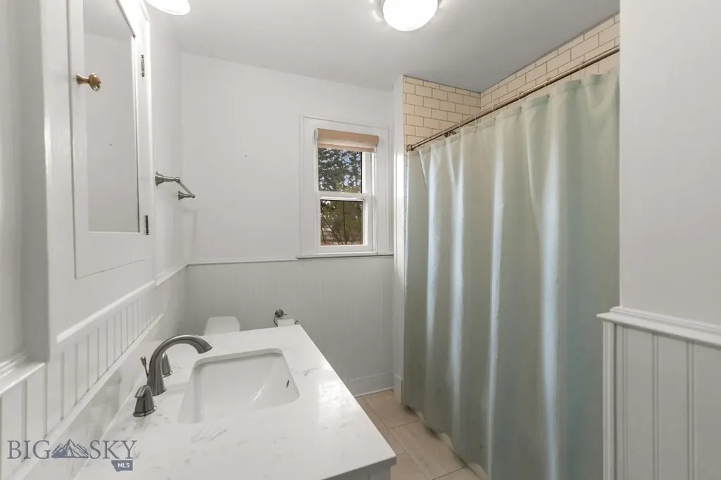 209 Bozeman Street Gallatin Gateway MT 59730