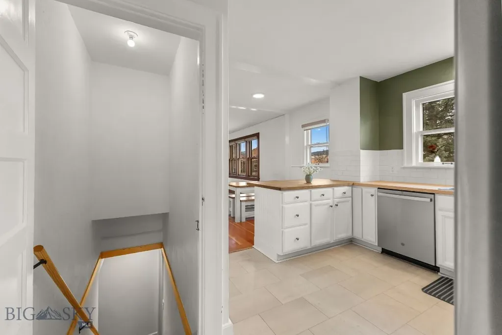 209 Bozeman Street Gallatin Gateway MT 59730