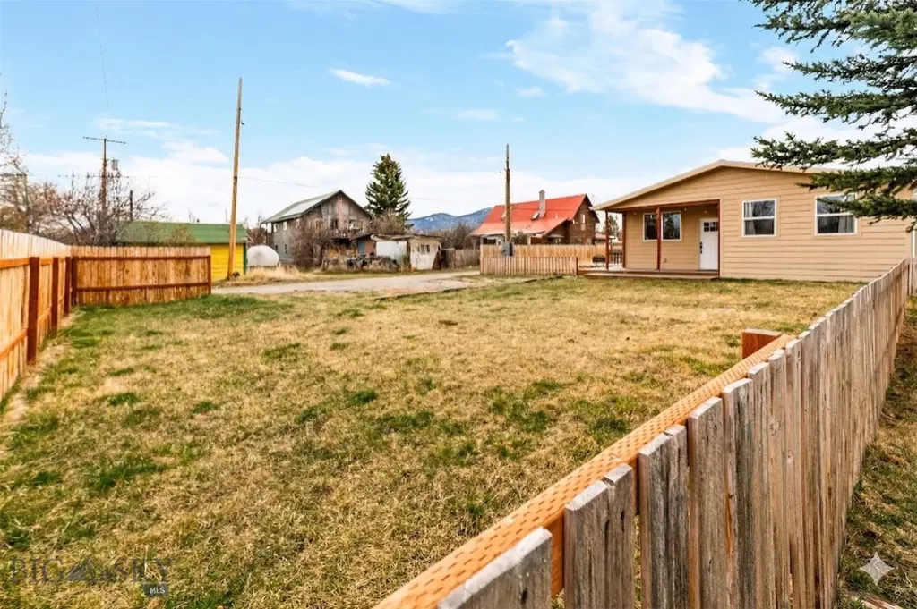 209 Bozeman Street Gallatin Gateway MT 59730