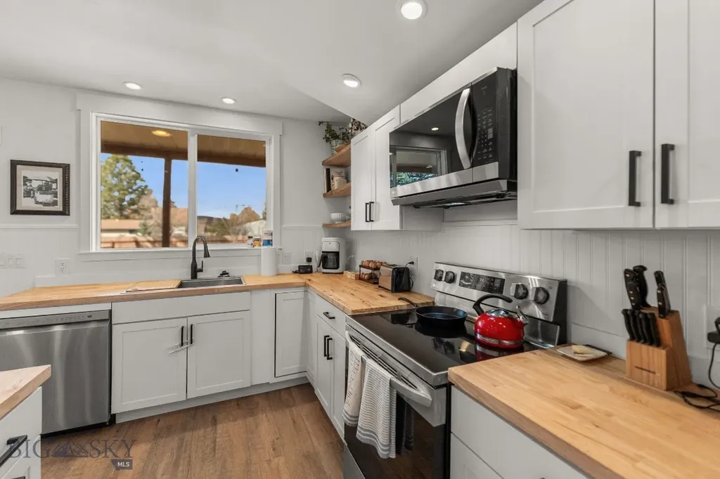 209 Bozeman Street Gallatin Gateway MT 59730