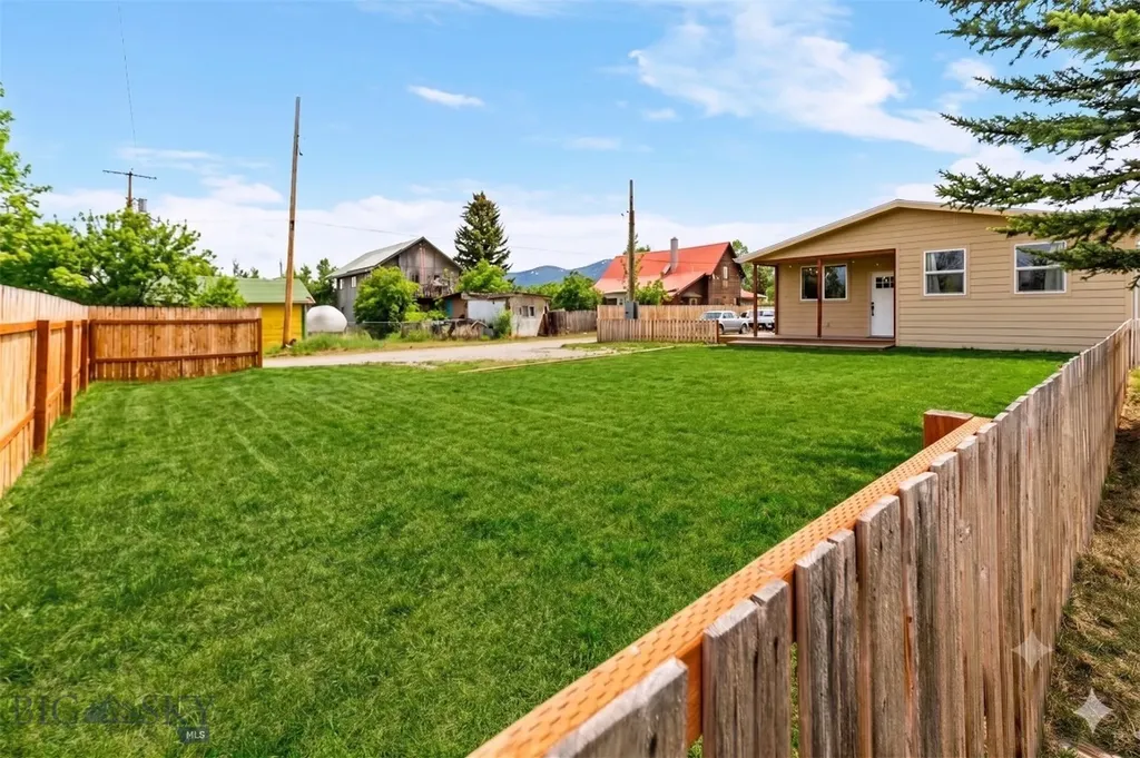 209 Bozeman Street Gallatin Gateway MT 59730