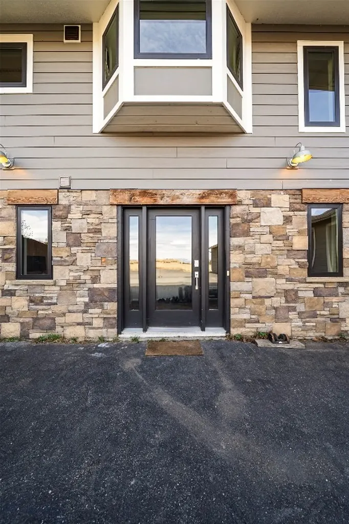 1080 Upper Tom Burke Road Gallatin Gateway MT 59730
