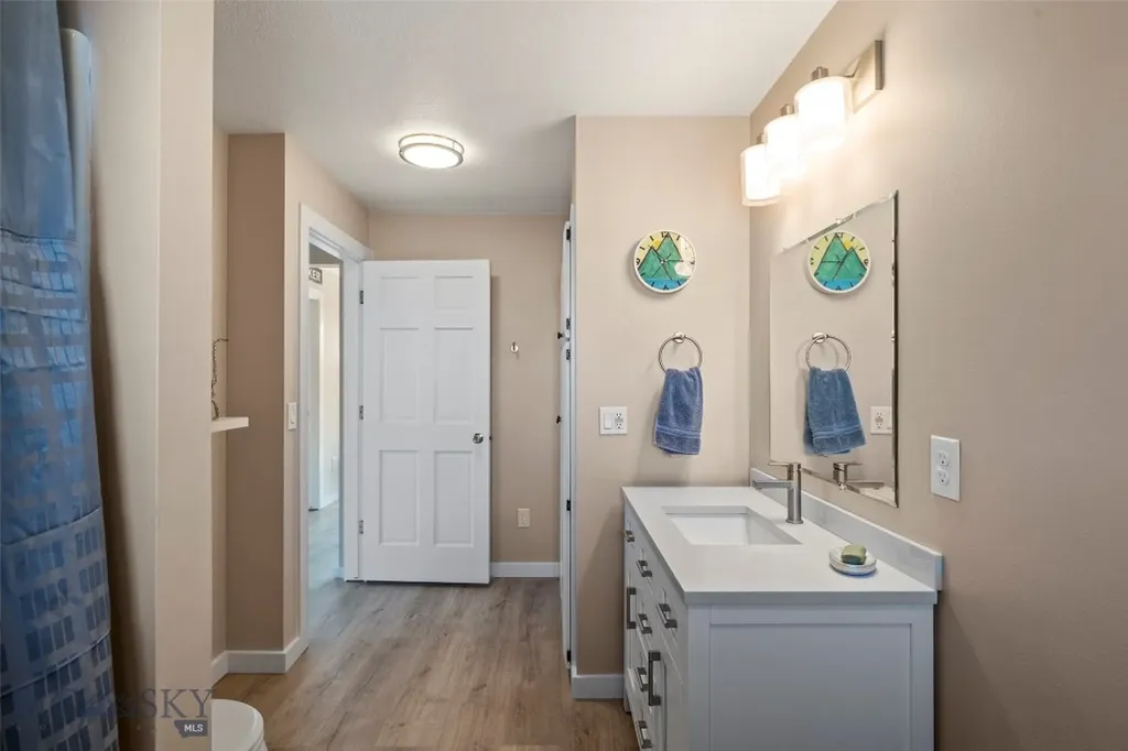 1080 Upper Tom Burke Road Gallatin Gateway MT 59730