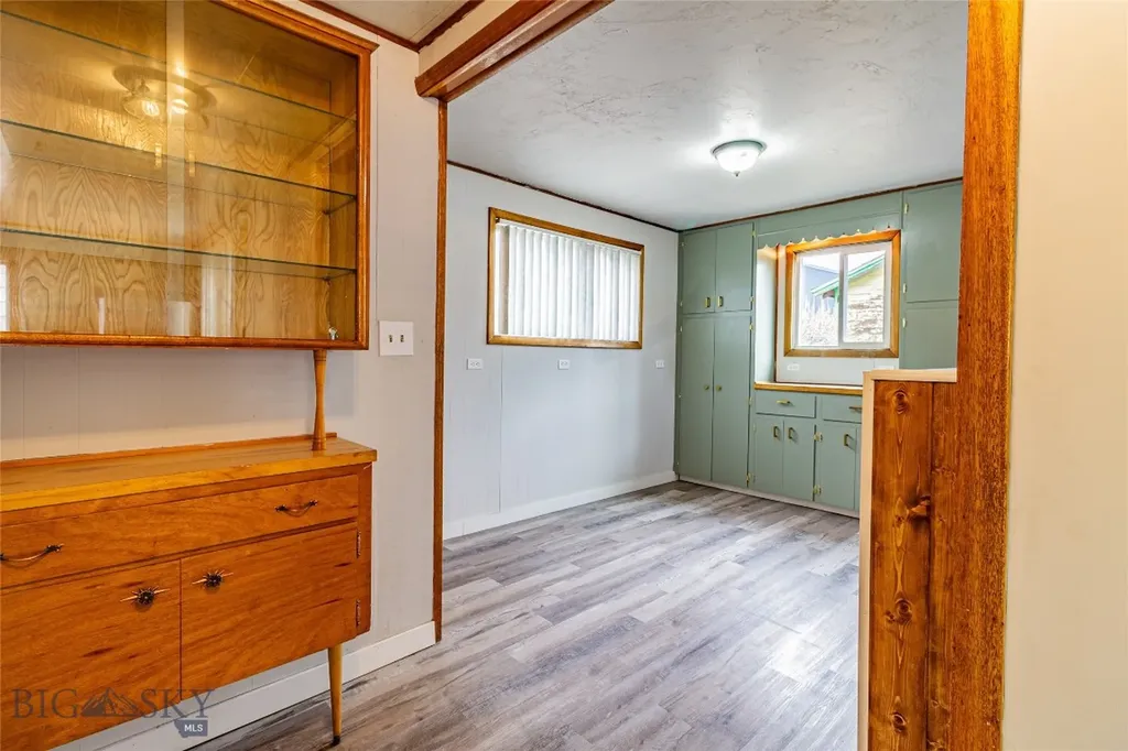 1044 S Wyoming Street Butte MT 59701