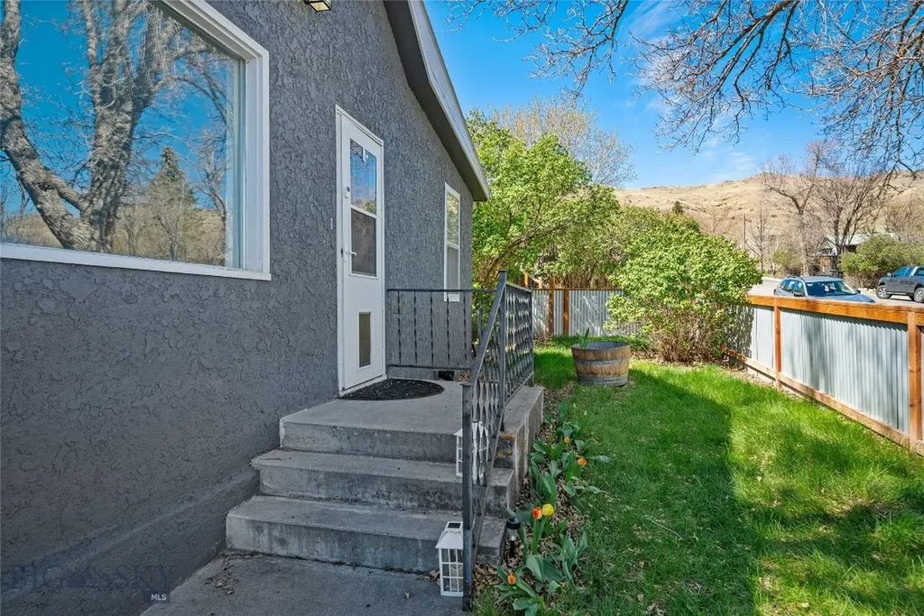 513 N G Street Livingston MT 59047