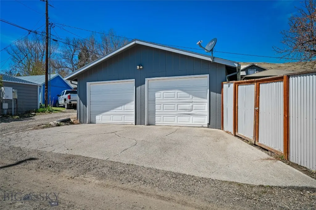 513 N G Street Livingston MT 59047