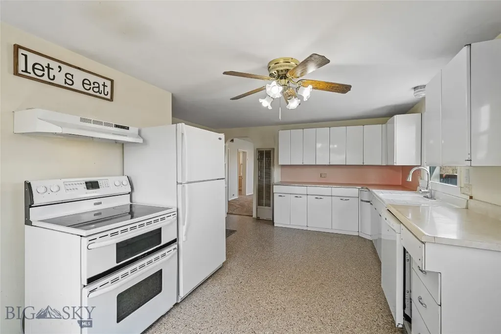 513 N G Street Livingston MT 59047