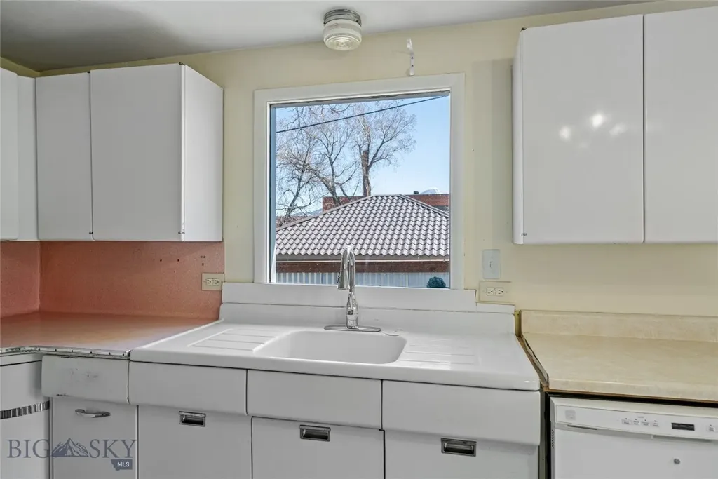 513 N G Street Livingston MT 59047