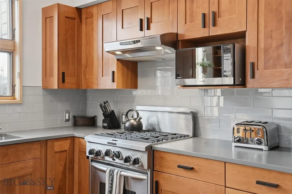 309 N Black Avenue Bozeman MT 59715