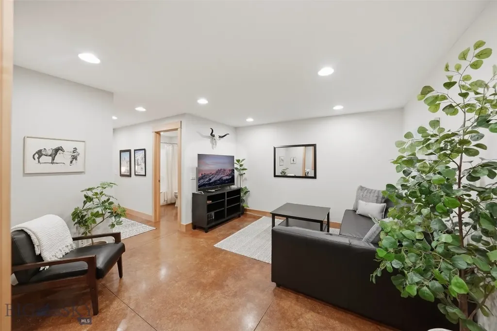 309 N Black Avenue Bozeman MT 59715