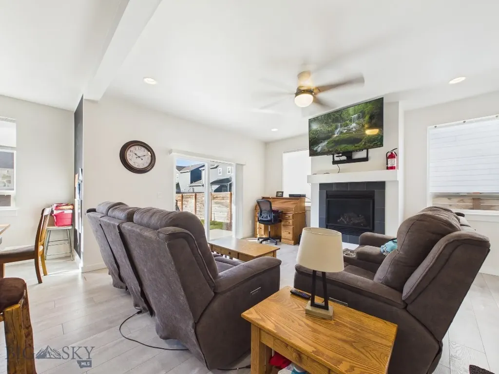 1310 Fozzie Lane Belgrade MT 59714