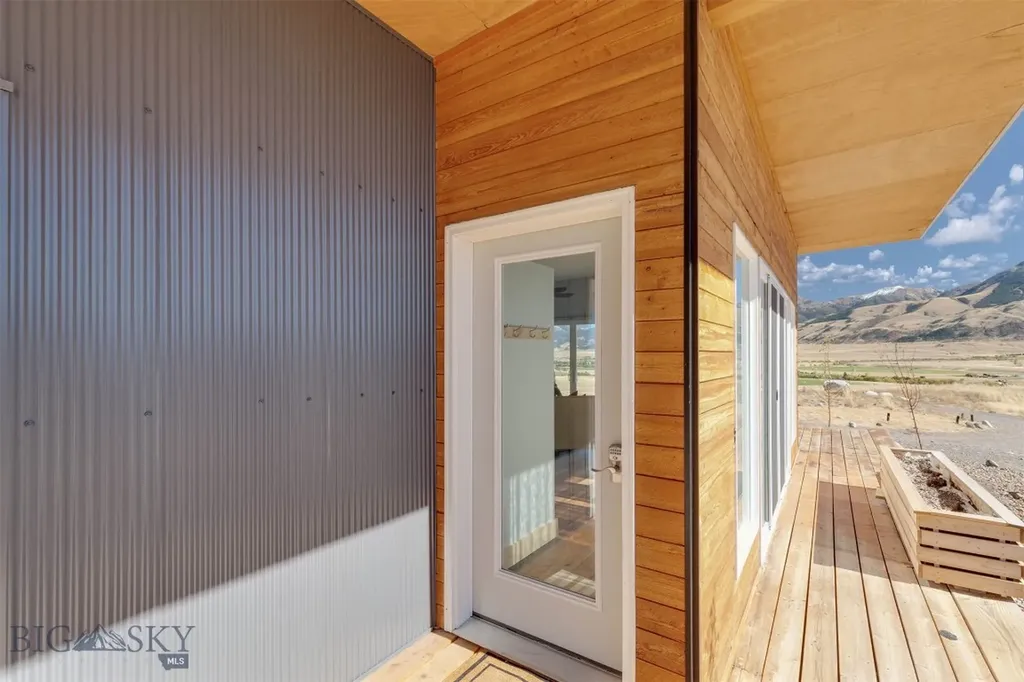 120 Arcturus Drive Emigrant MT 59027