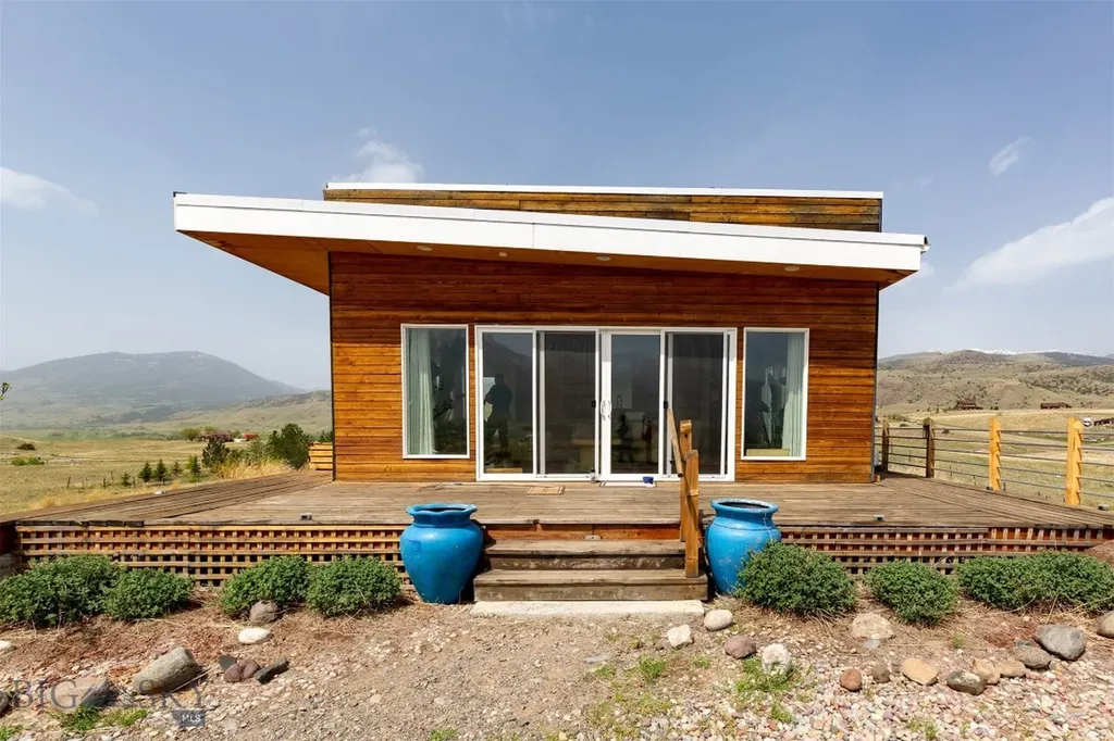 120 Arcturus Drive Emigrant MT 59027