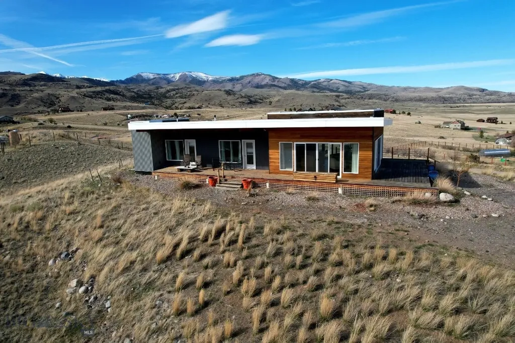 120 Arcturus Drive Emigrant MT 59027