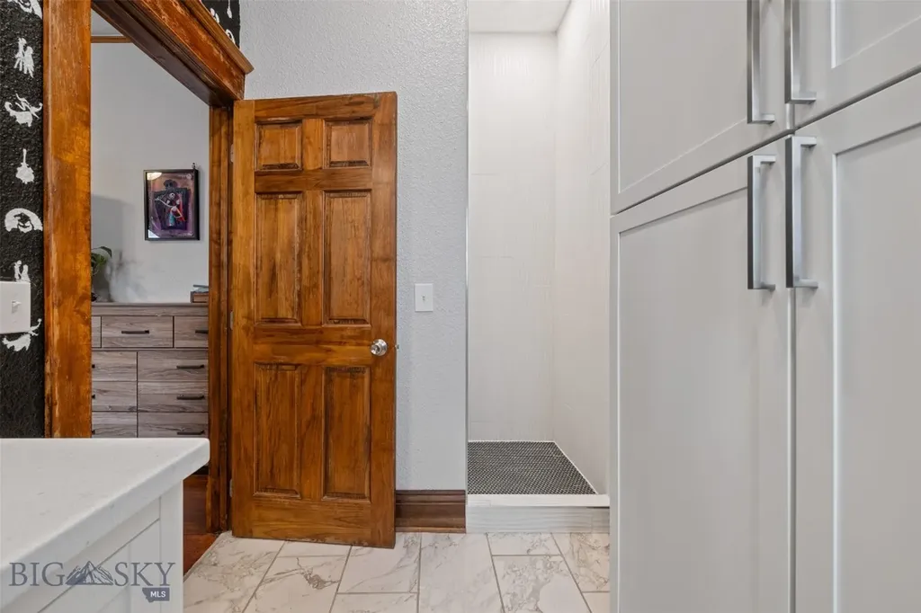 320 & 318 W 3rd Street Anaconda MT 59711