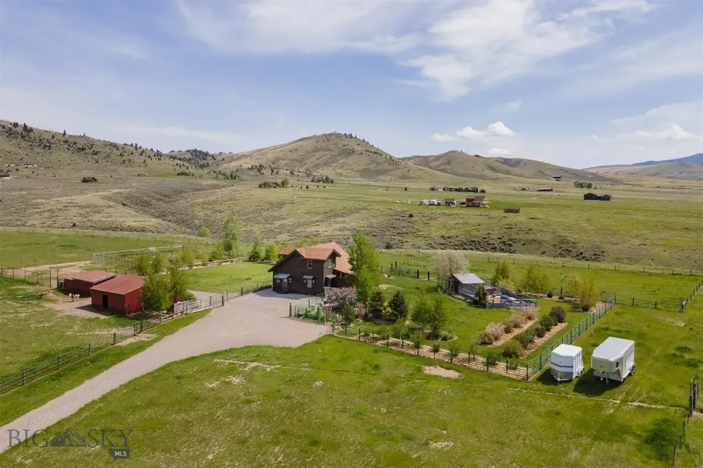 49 Redtail Hawk Road Mcallister MT 59740