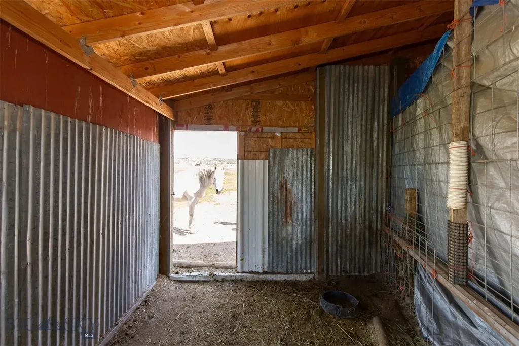 49 Redtail Hawk Road Mcallister MT 59740