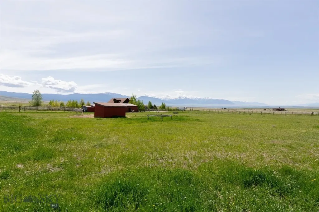 49 Redtail Hawk Road Mcallister MT 59740