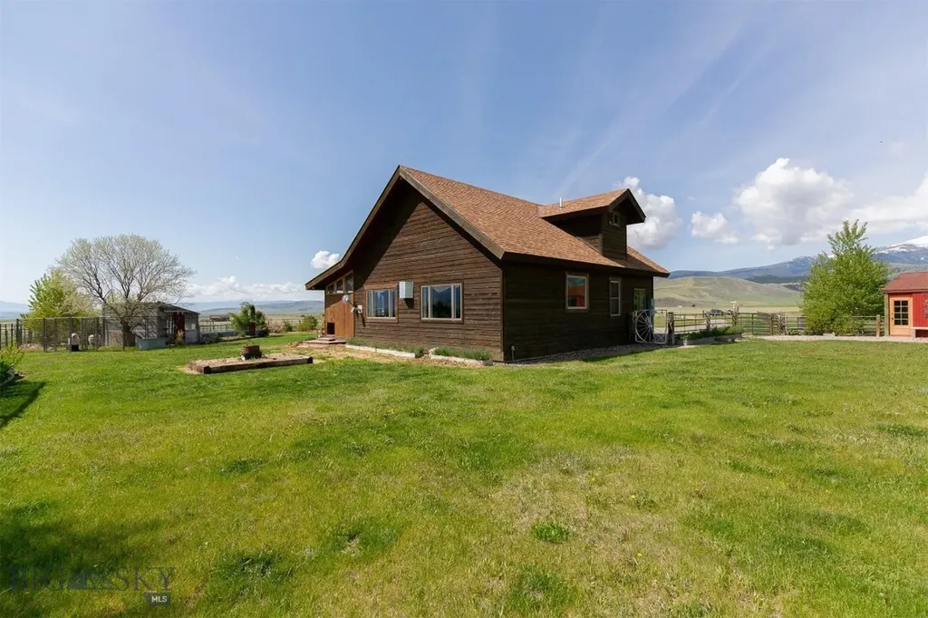 49 Redtail Hawk Road Mcallister MT 59740