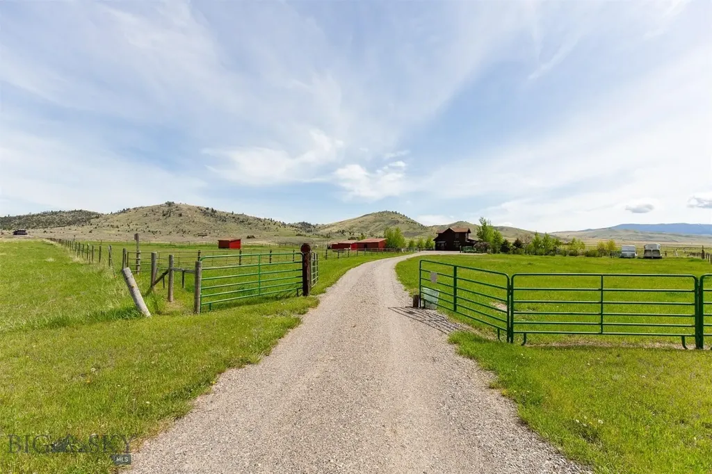 49 Redtail Hawk Road Mcallister MT 59740