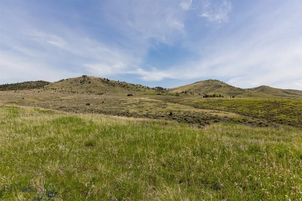 49 Redtail Hawk Road Mcallister MT 59740