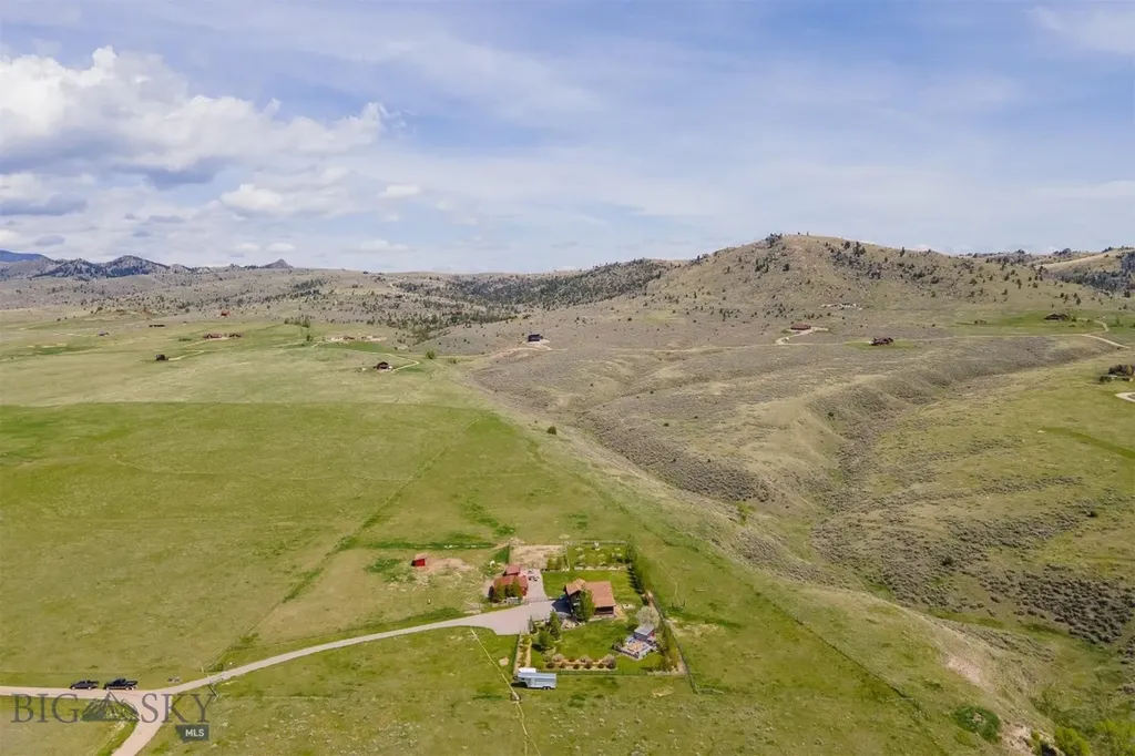 49 Redtail Hawk Road Mcallister MT 59740