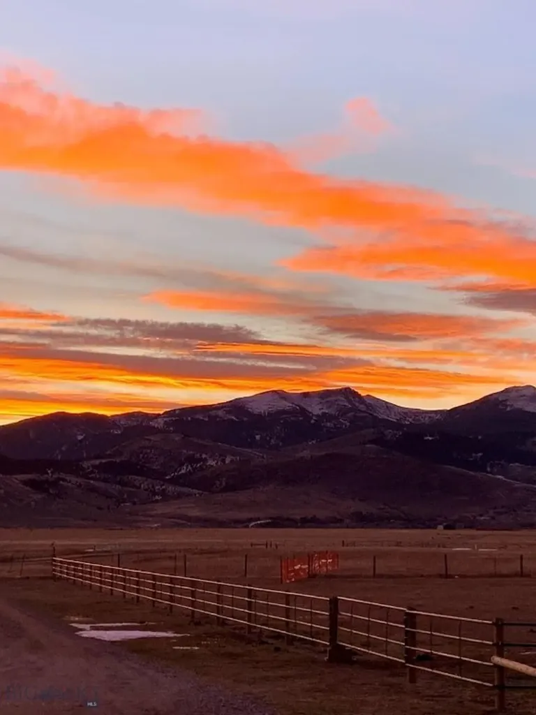 49 Redtail Hawk Road Mcallister MT 59740